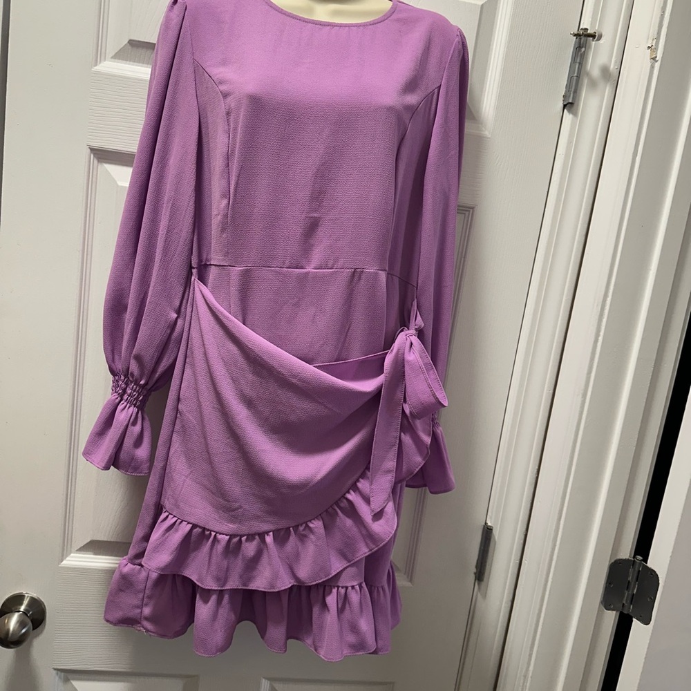 Elegant Purple Long-Sleeve Dress